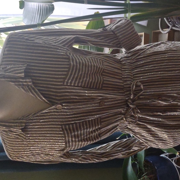 Size LG long sleeve adjustble cuff metallic button down midi dress grey/gold/sil - Picture 8 of 11